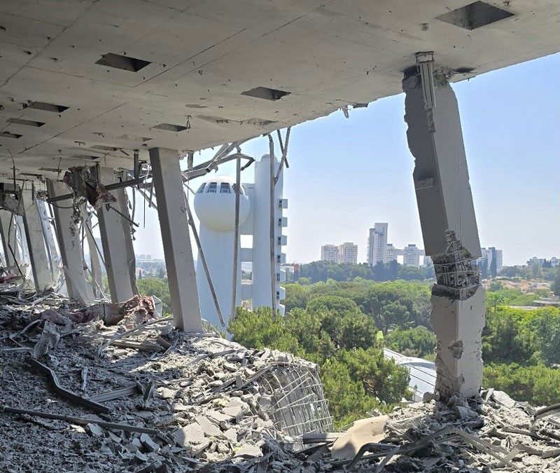 When Science is Attacked We Rebuild Together